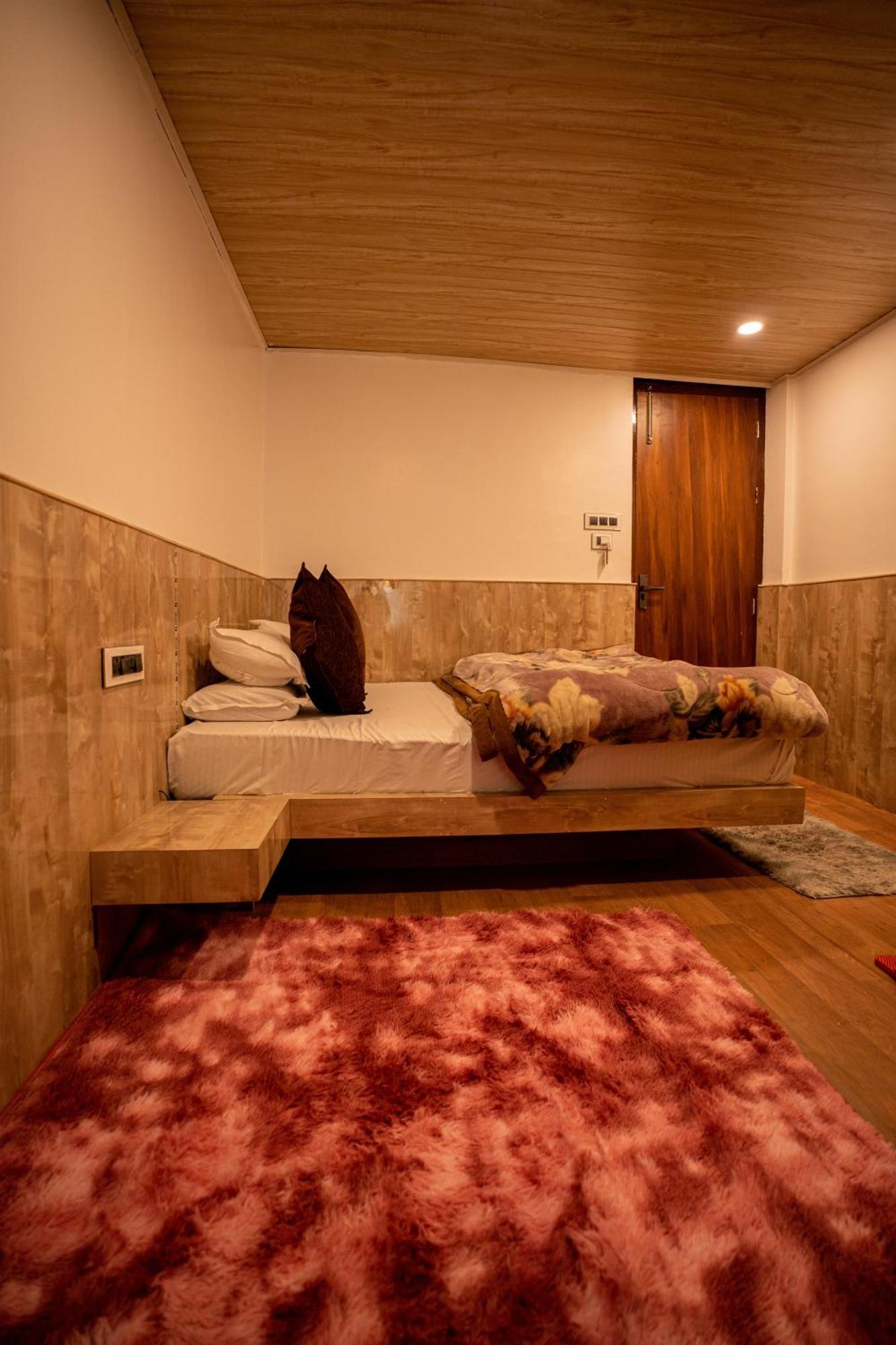 Darjeeling Guest House Deluxe Экстерьер фото