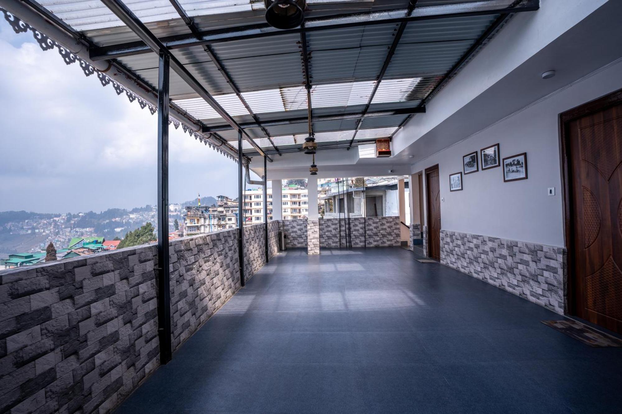 Darjeeling Guest House Deluxe Экстерьер фото